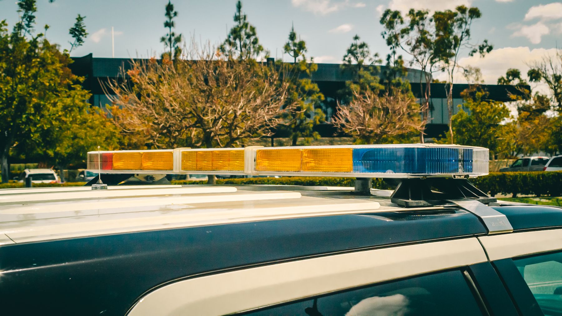 Light bar on the roof of a police vehicle